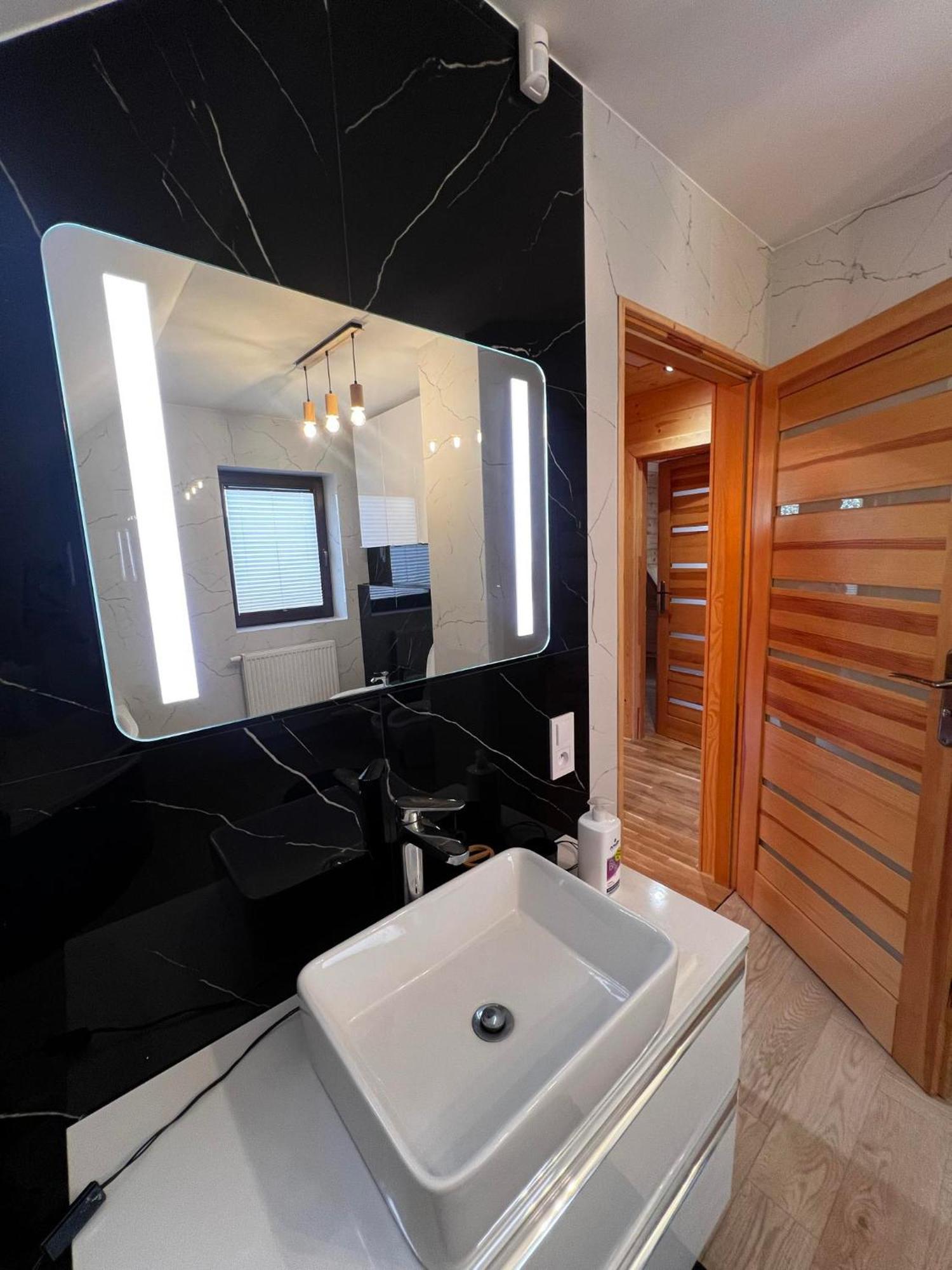 Holiday home Caloroczny Borzy-chatka Nad Liwcem *